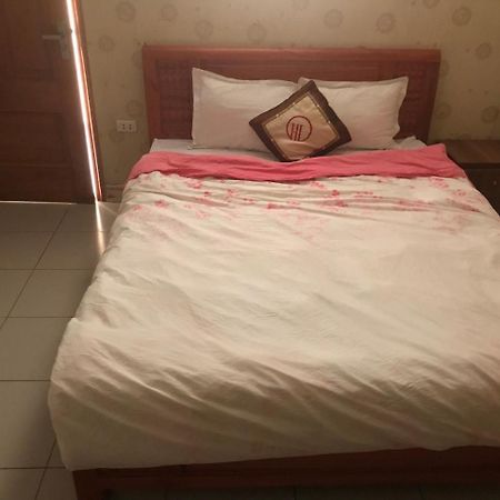 สปอต ออน 693 ฮวง ลอง โฮเต็ล Hotel ฮานอย ภายนอก รูปภาพ