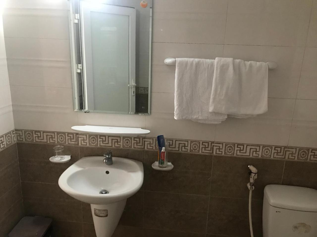 สปอต ออน 693 ฮวง ลอง โฮเต็ล Hotel ฮานอย ภายนอก รูปภาพ